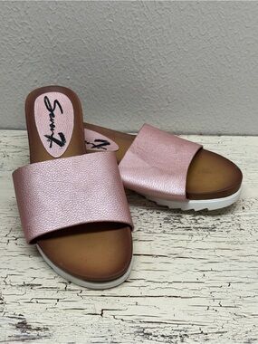 Seven7 Sandal Womens 9 Pink Pearl Slide Slip On Casual Comfort Flats